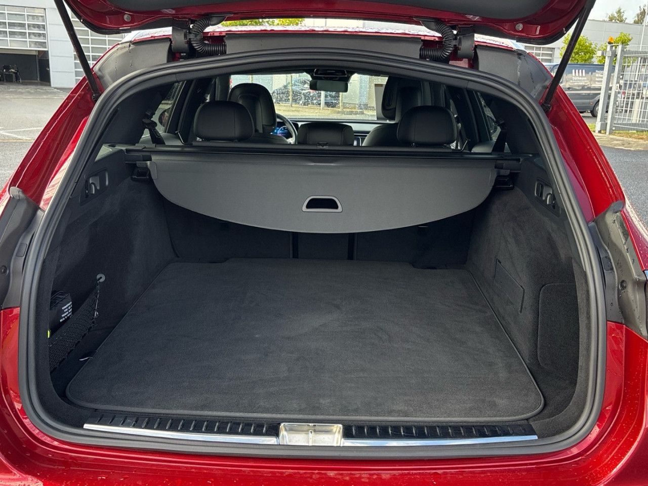 Mercedes-Benz E-Klasse – Bild 19