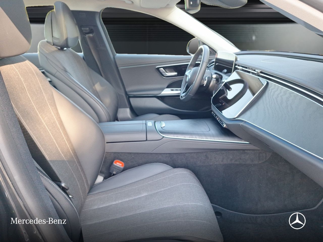 Mercedes-Benz E-Klasse – Bild 8
