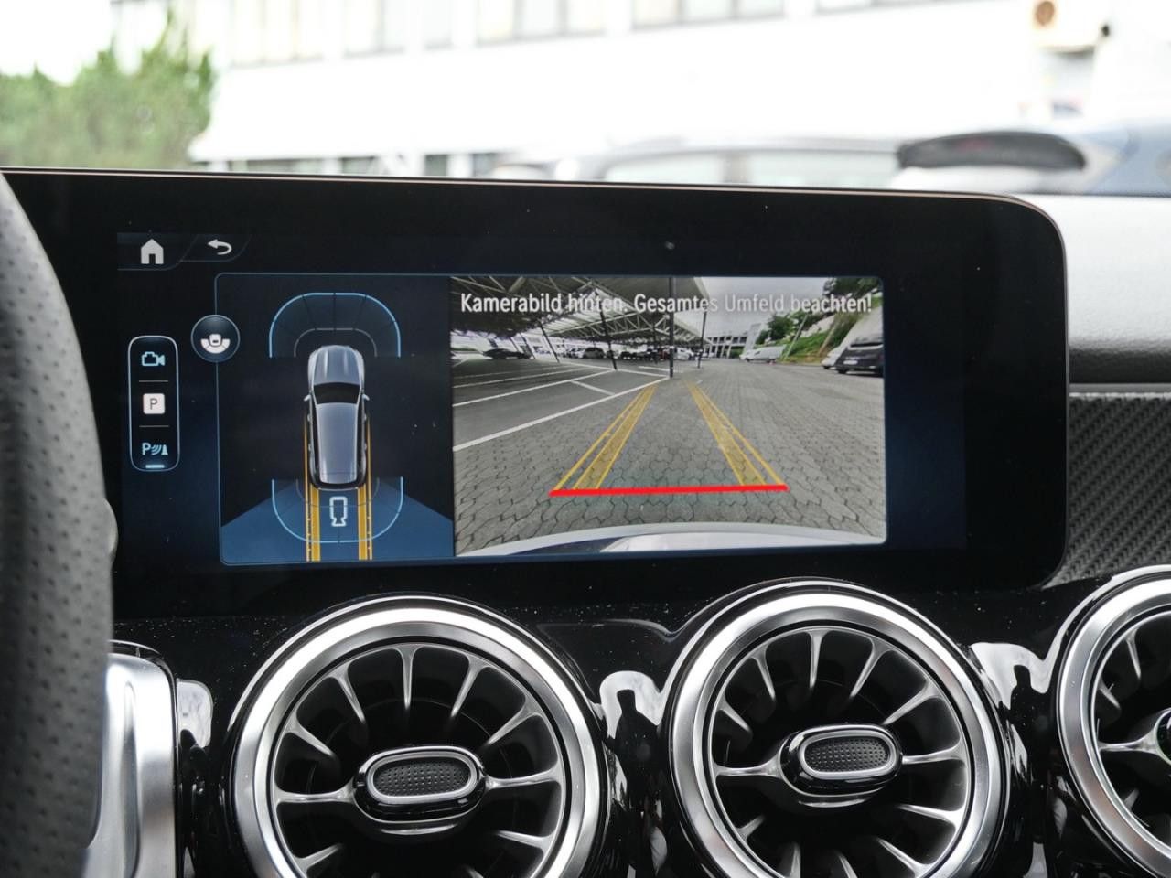 Mercedes-Benz GLB – Bild 13
