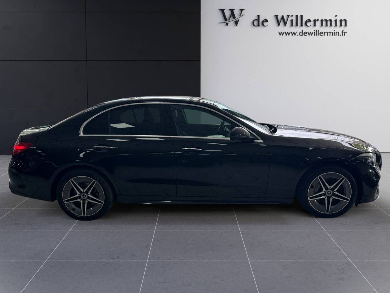 Photo du v&eacute;hicule 7 / 18