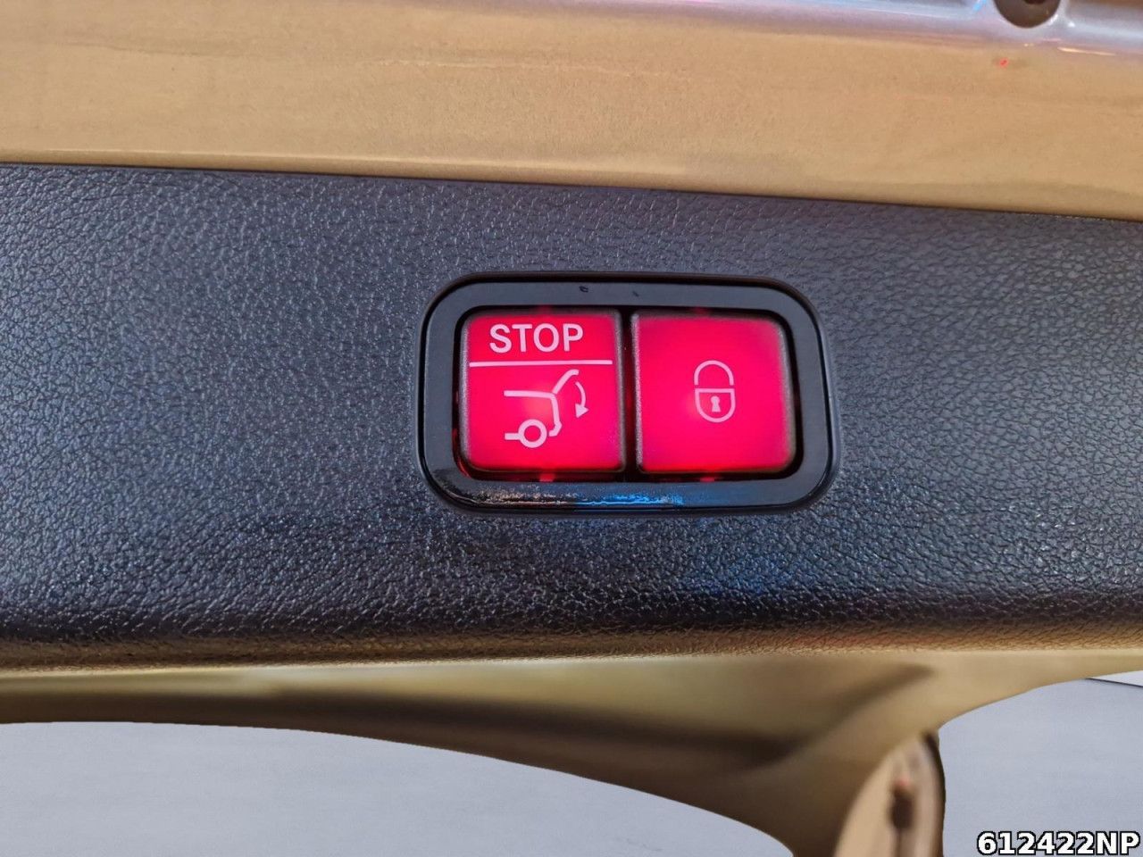 Mercedes-Benz E-Klasse – Bild 13