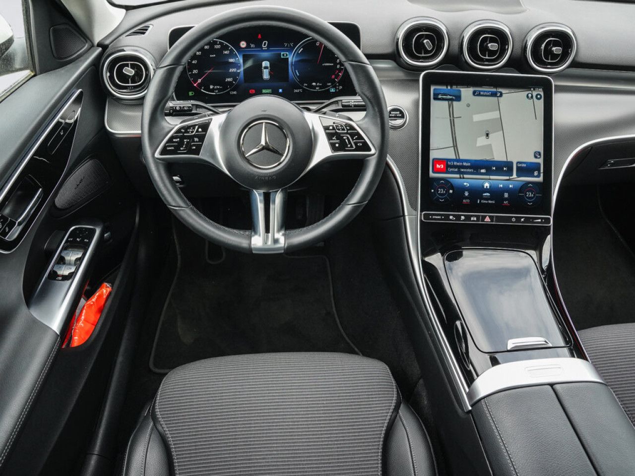 Mercedes-Benz C-Klasse – Bild 8