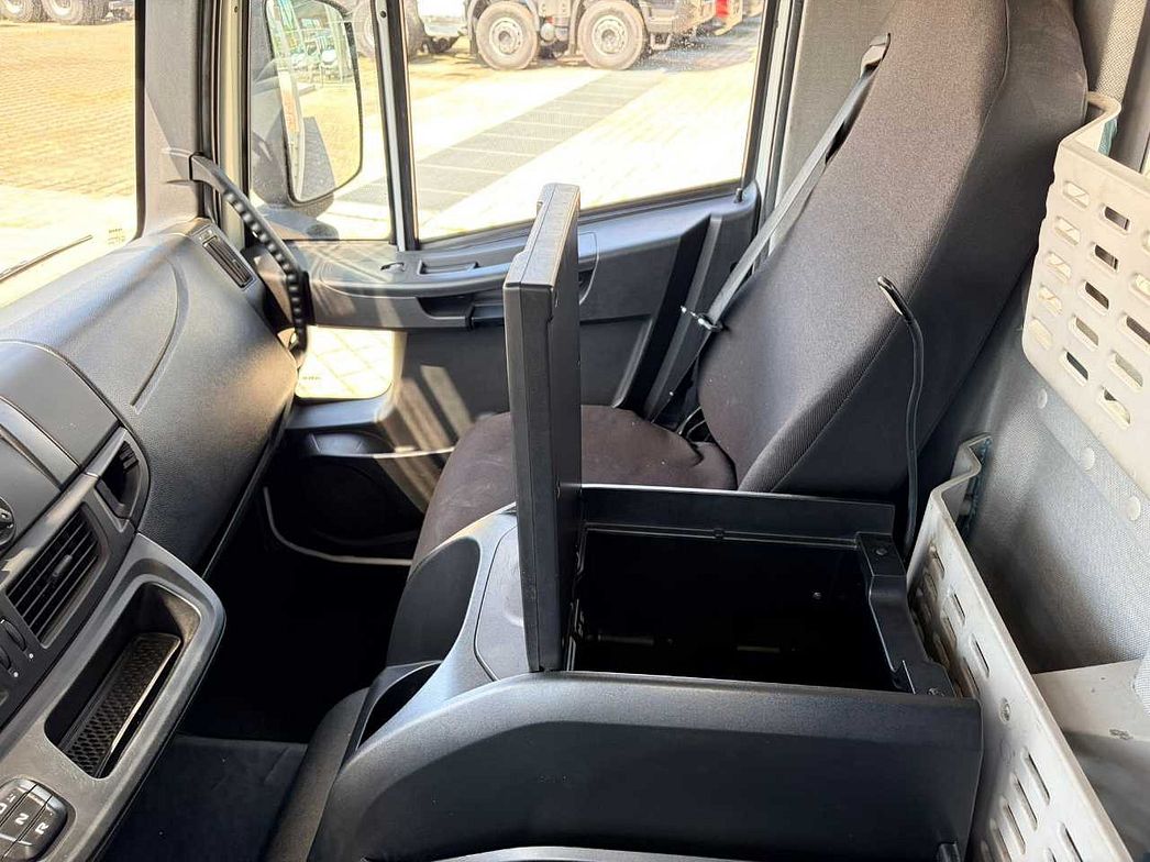 IVECO | EUROCARGO ML90E19/P - CASSONE