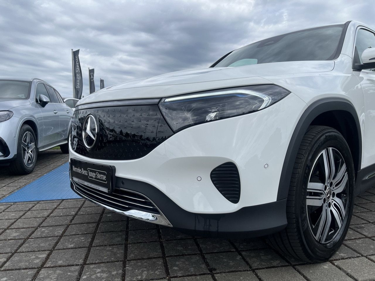 Mercedes-Benz E-Klasse – Bild 28