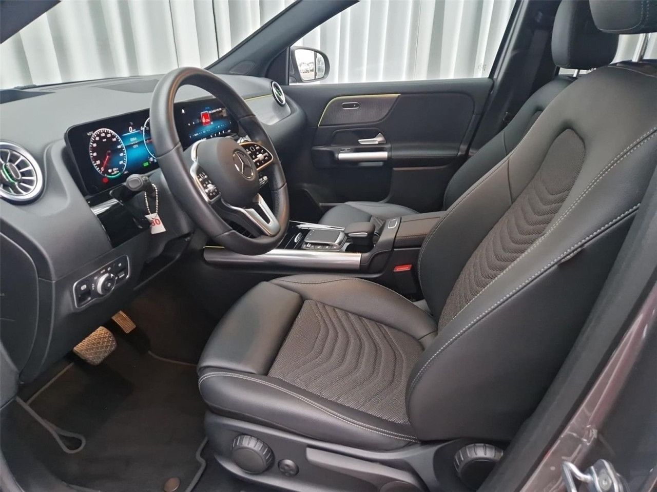 Fahrzeugbild 14 / 25