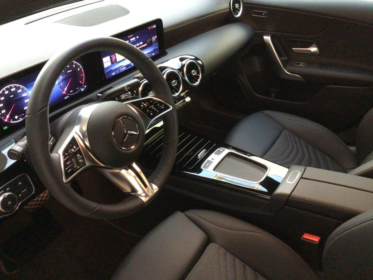 Mercedes-Benz A-Klasse – Bild 9