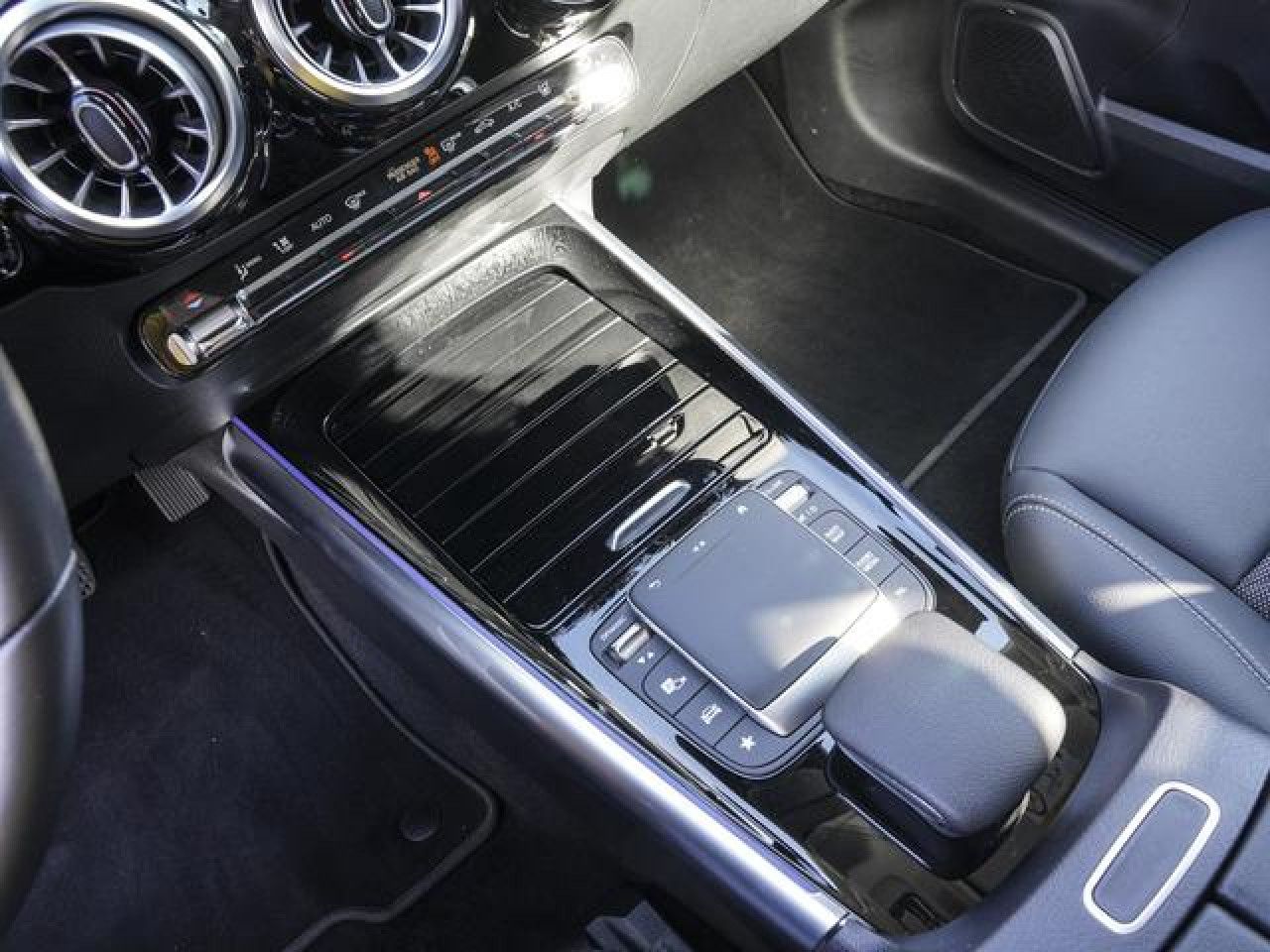 Fahrzeugbild 14 / 19