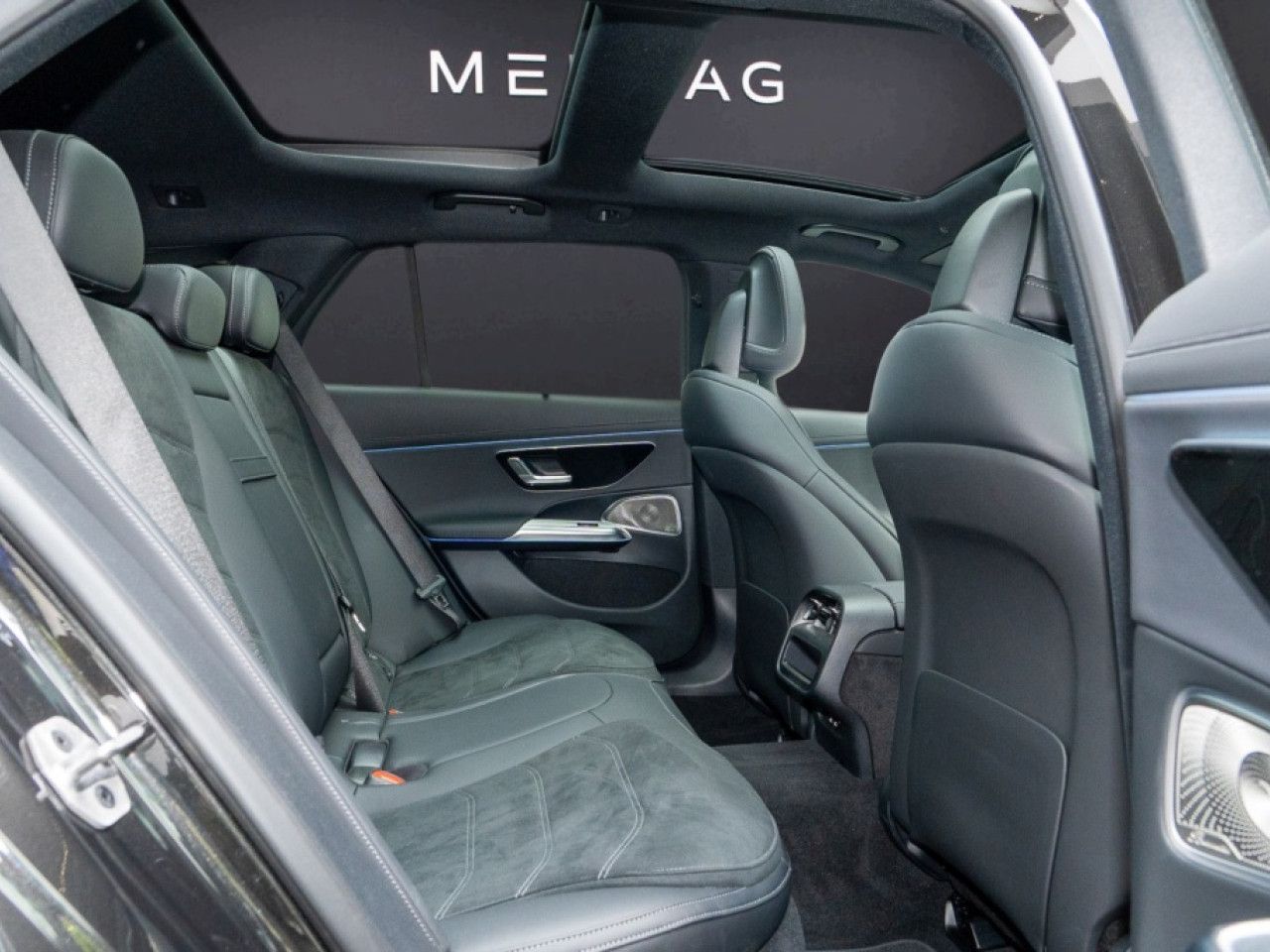 Mercedes-Benz E-Klasse – Bild 8