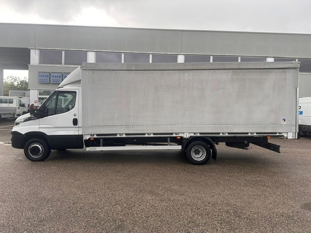 IVECO | 70C18
