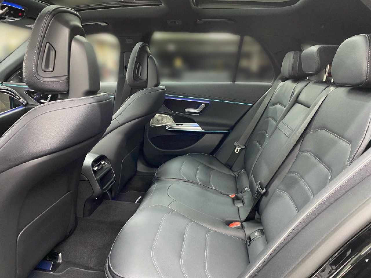 Mercedes-Benz E-Klasse – Bild 11