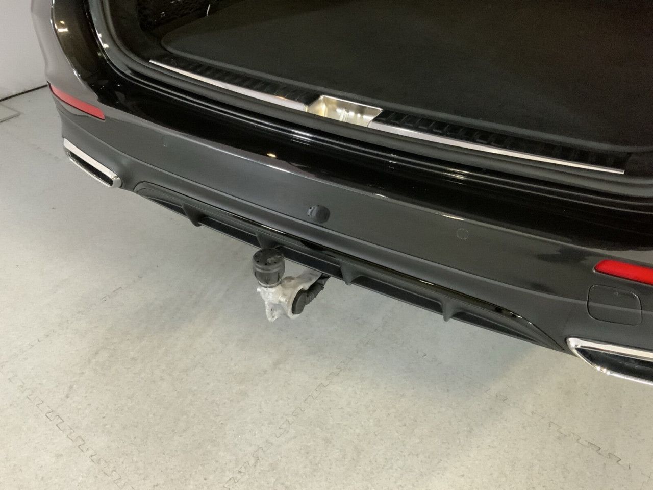 Mercedes-Benz E-Klasse – Bild 8