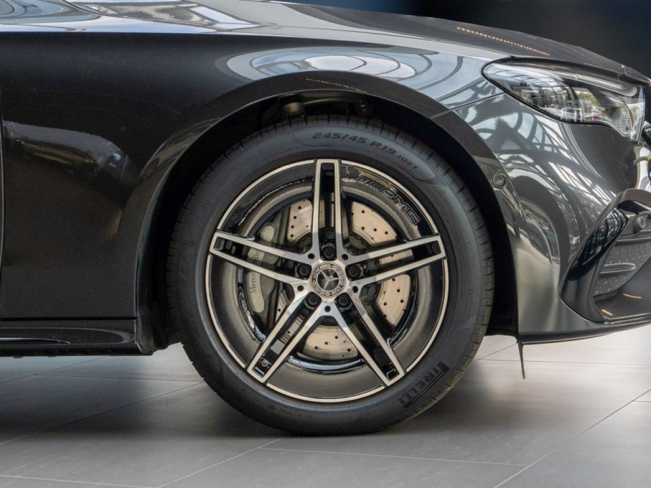 Mercedes-Benz E-Klasse – Bild 5
