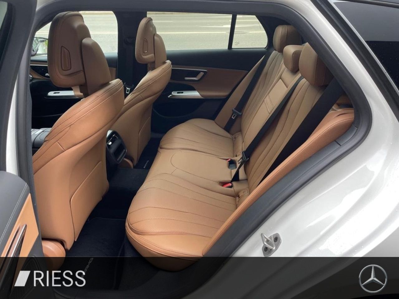 Mercedes-Benz E-Klasse – Bild 4