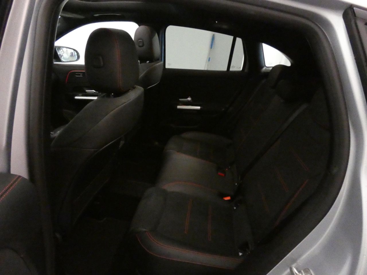 Photo du v&eacute;hicule 15 / 18