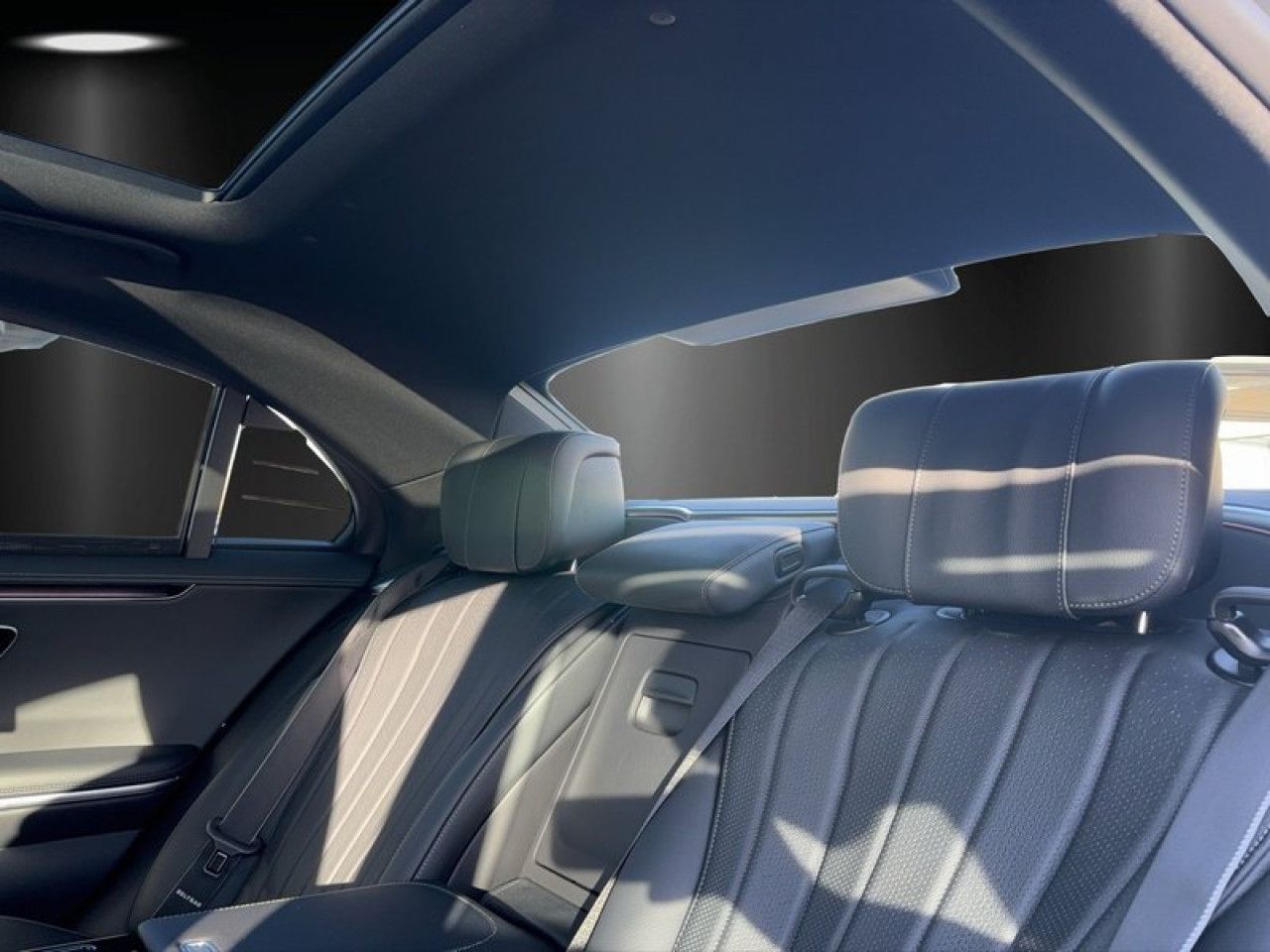 Mercedes-Benz S-Klasse – Bild 15