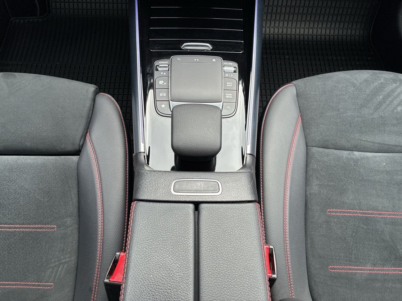 Fahrzeugbild 17 / 27