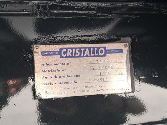Vehicle image 16 / 22