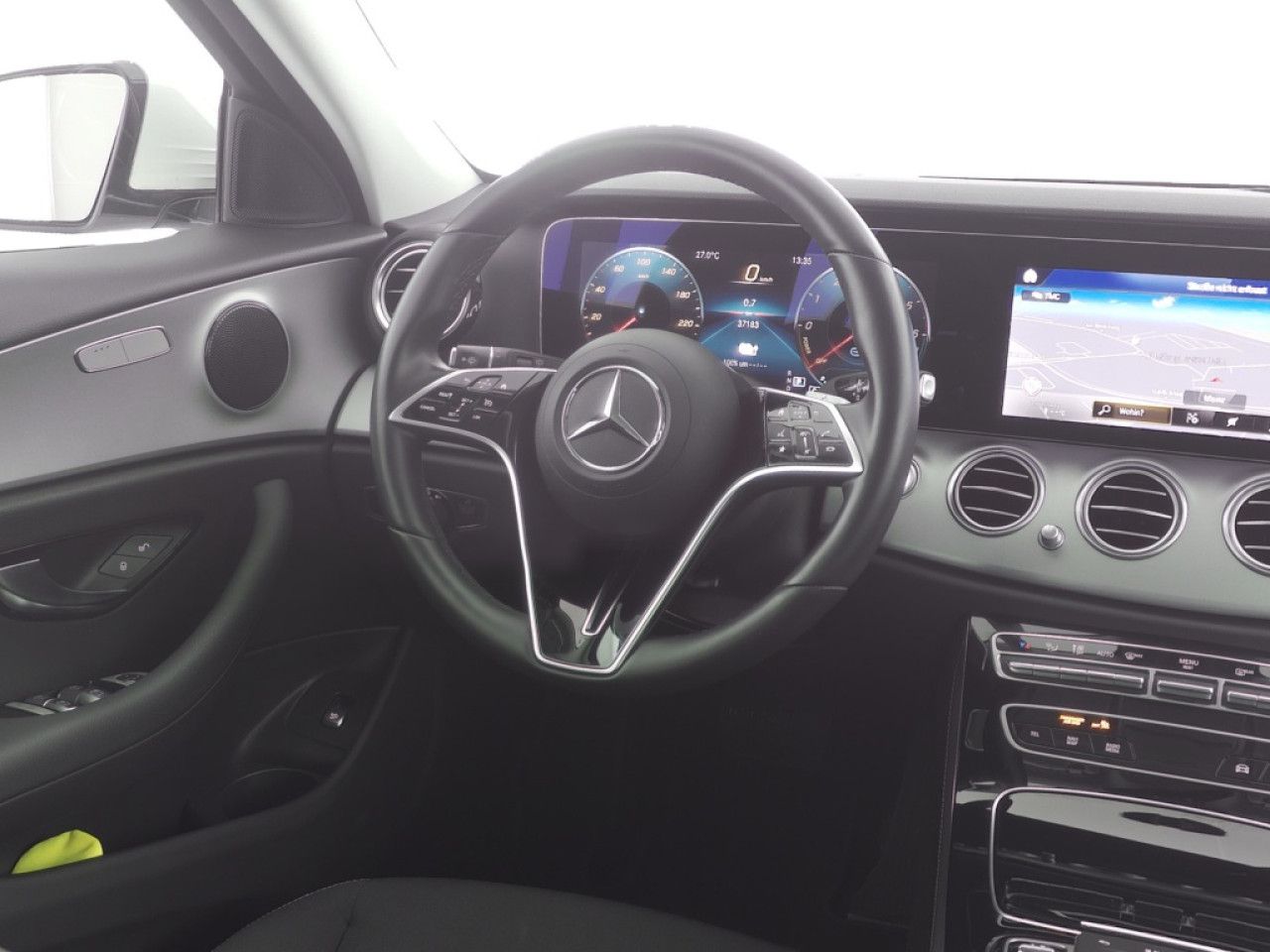 Mercedes-Benz E-Klasse – Bild 17