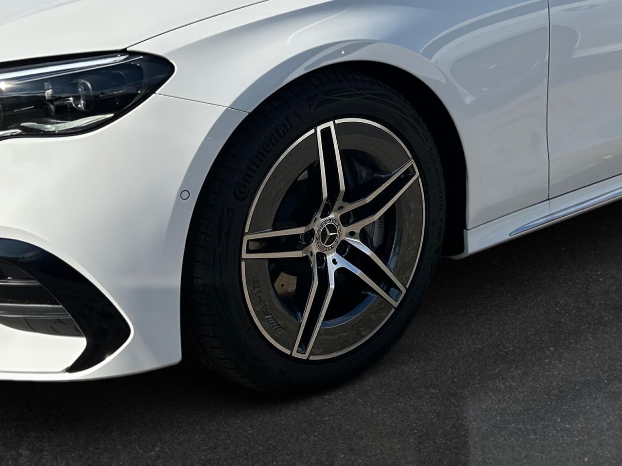 Mercedes-Benz E-Klasse – Bild 15