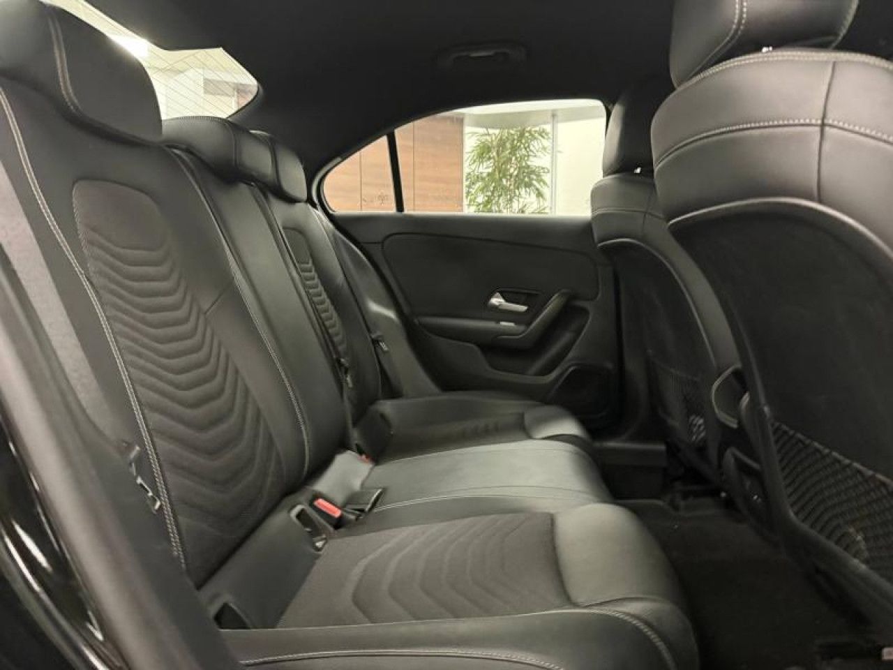 Photo du v&eacute;hicule 8 / 12