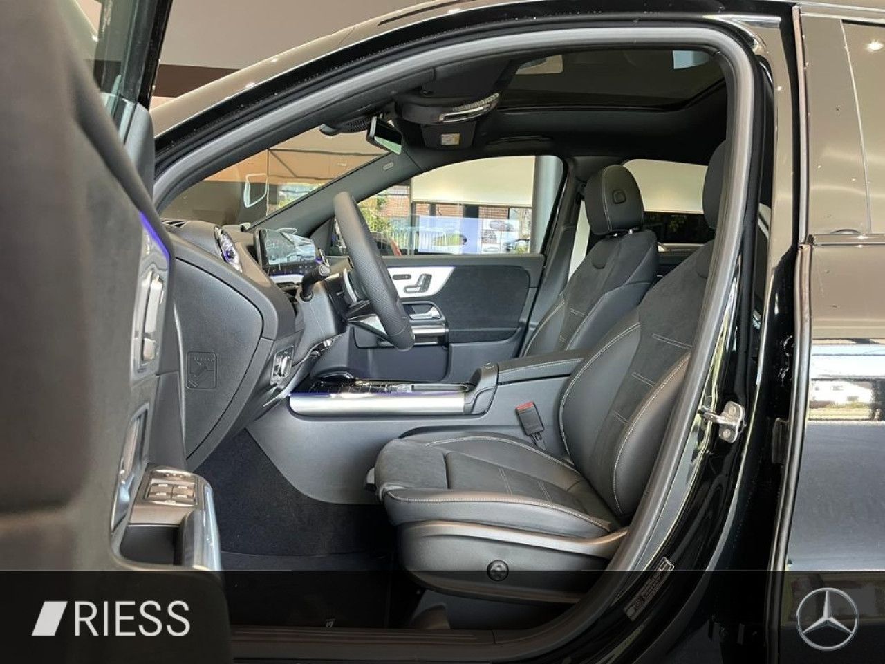 Mercedes-Benz GLA – Bild 2