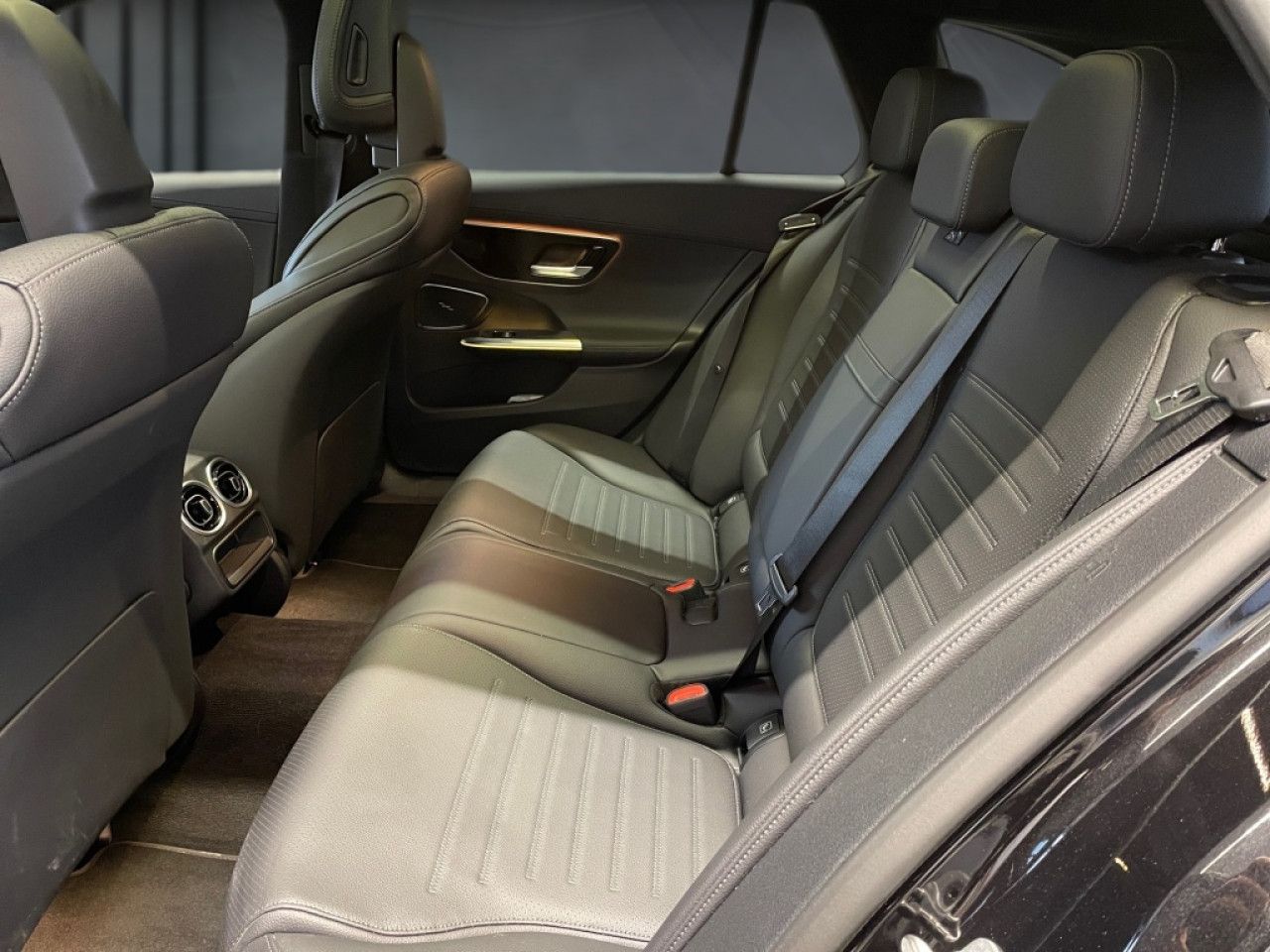 Mercedes-Benz C-Klasse – Bild 8