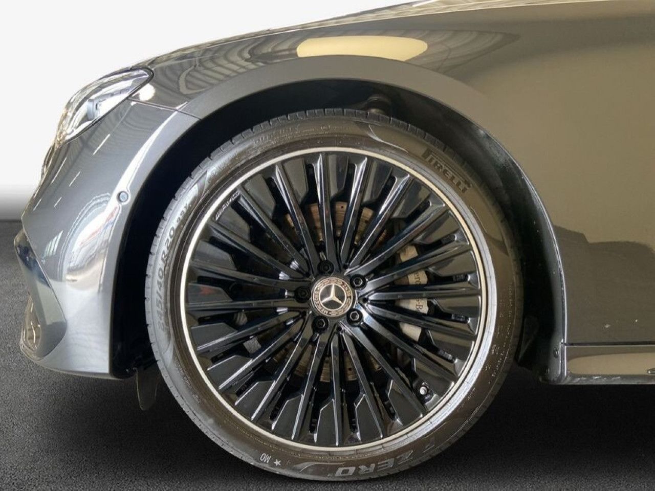 Mercedes-Benz E-Klasse – Bild 7