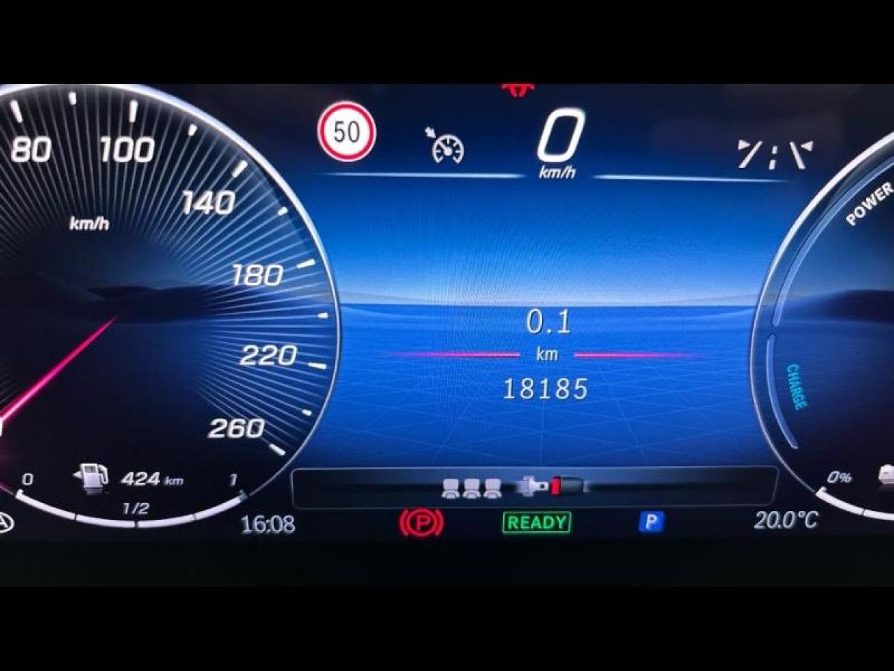 Photo du v&eacute;hicule 9 / 18