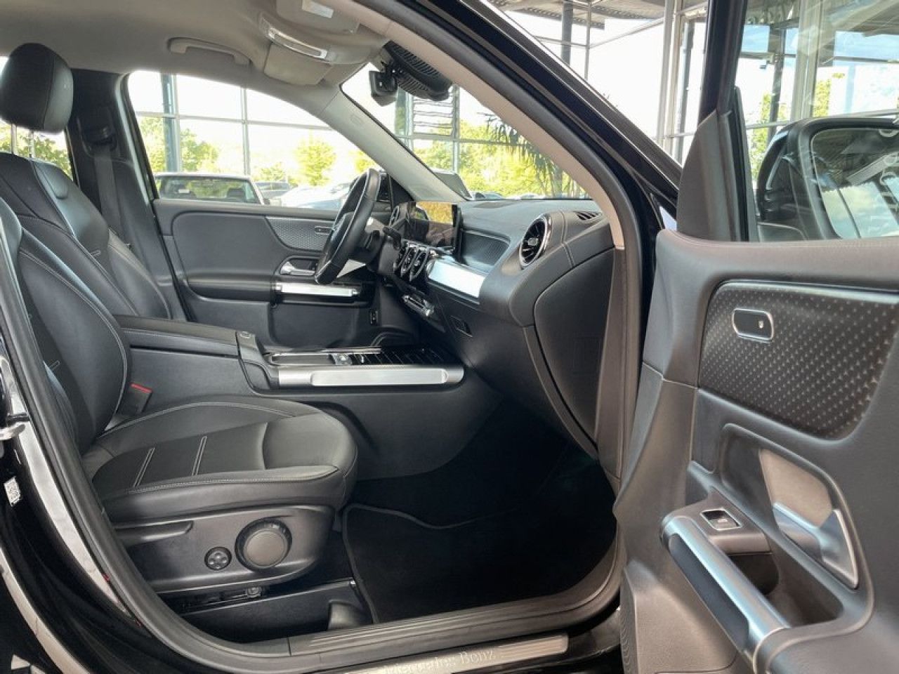Mercedes-Benz GLB – Bild 8