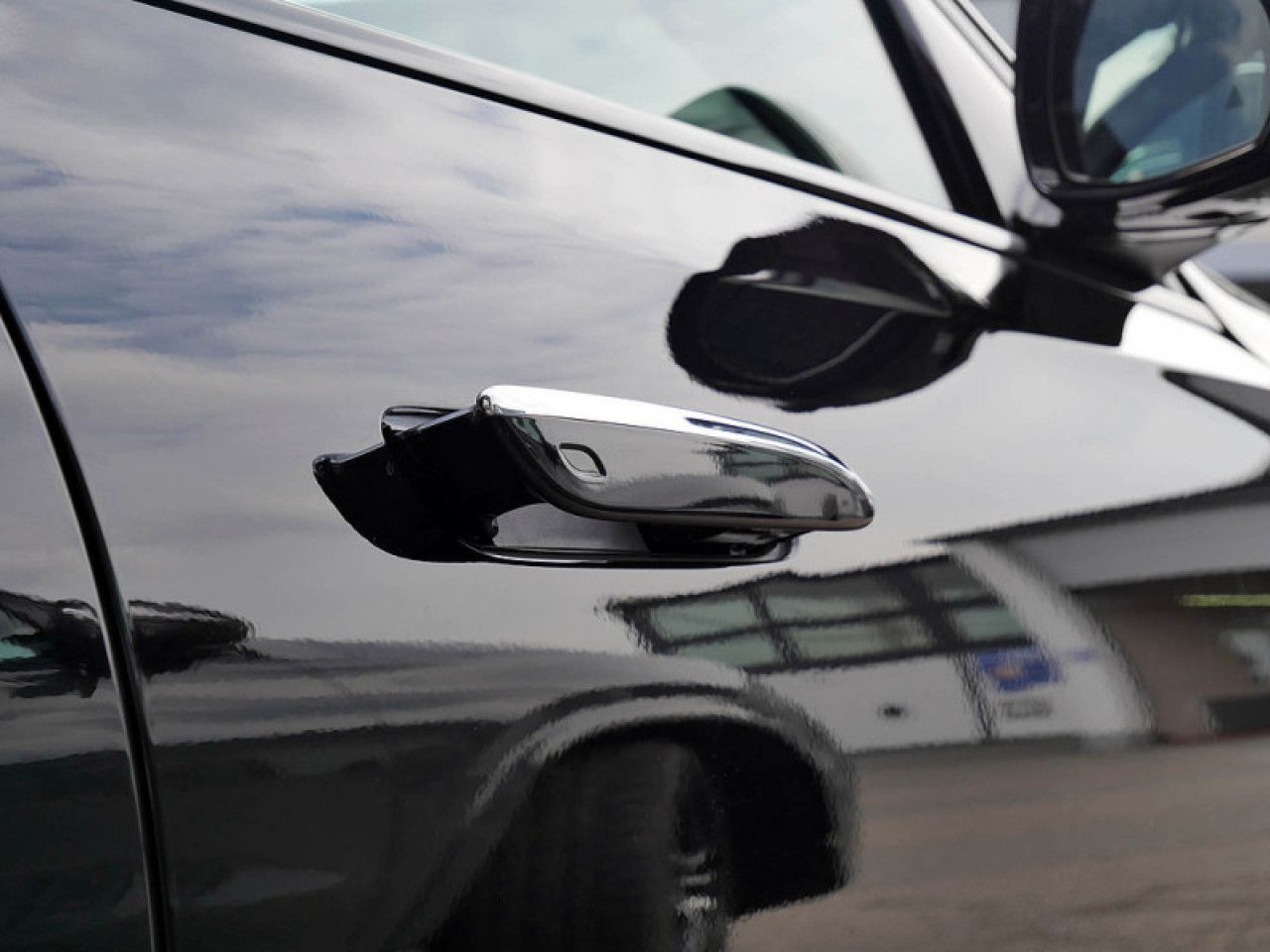 Mercedes-Benz E-Klasse – Bild 9