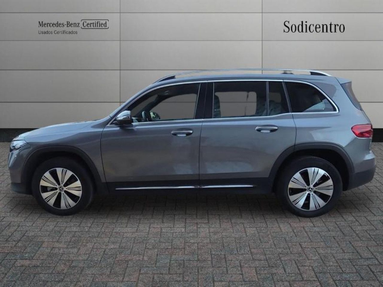 Imagem do ve&iacute;culo 9 / 20