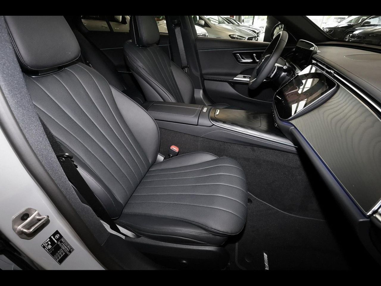 Mercedes-Benz E-Klasse – Bild 4