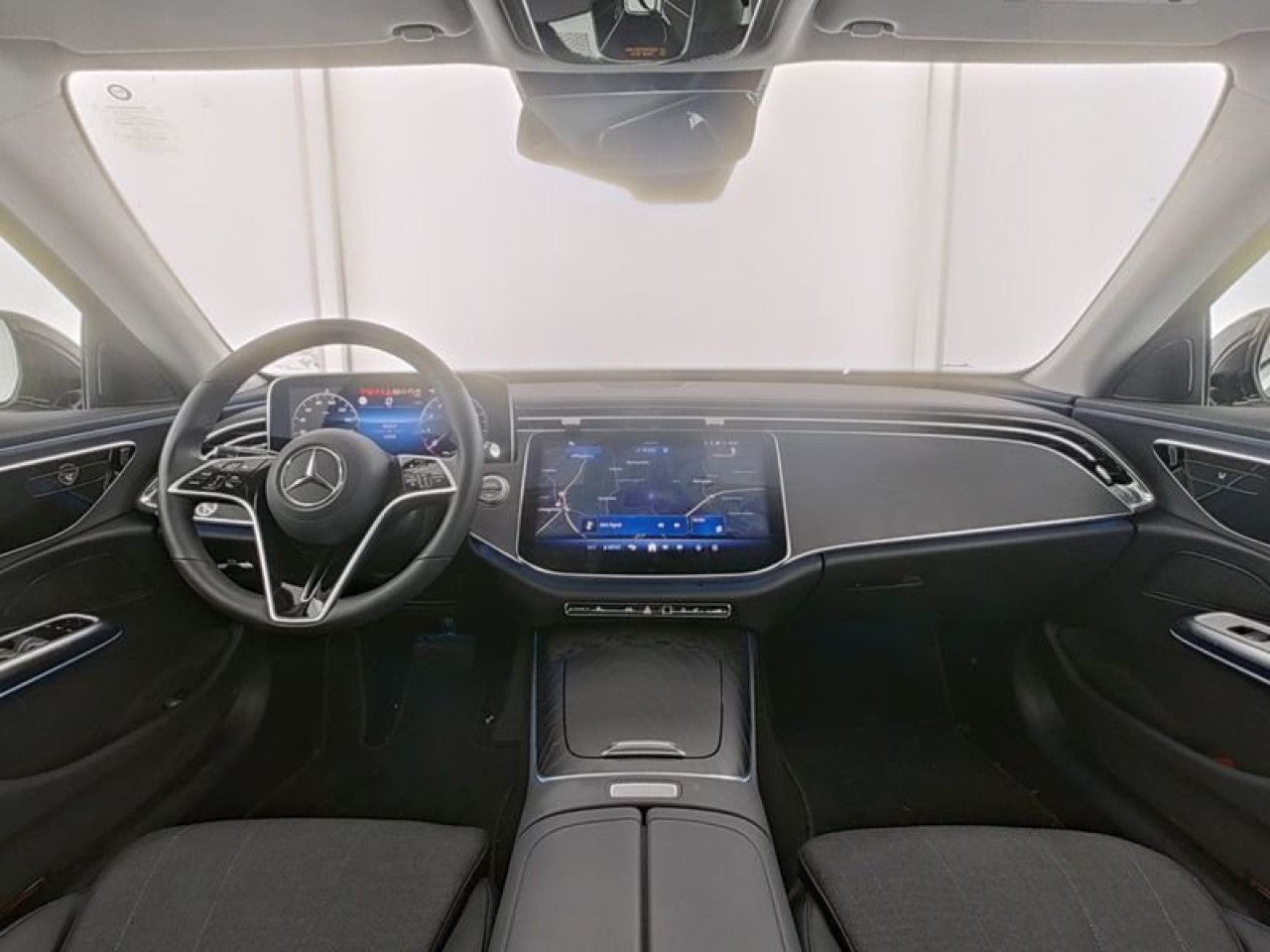 Mercedes-Benz E-Klasse – Bild 8