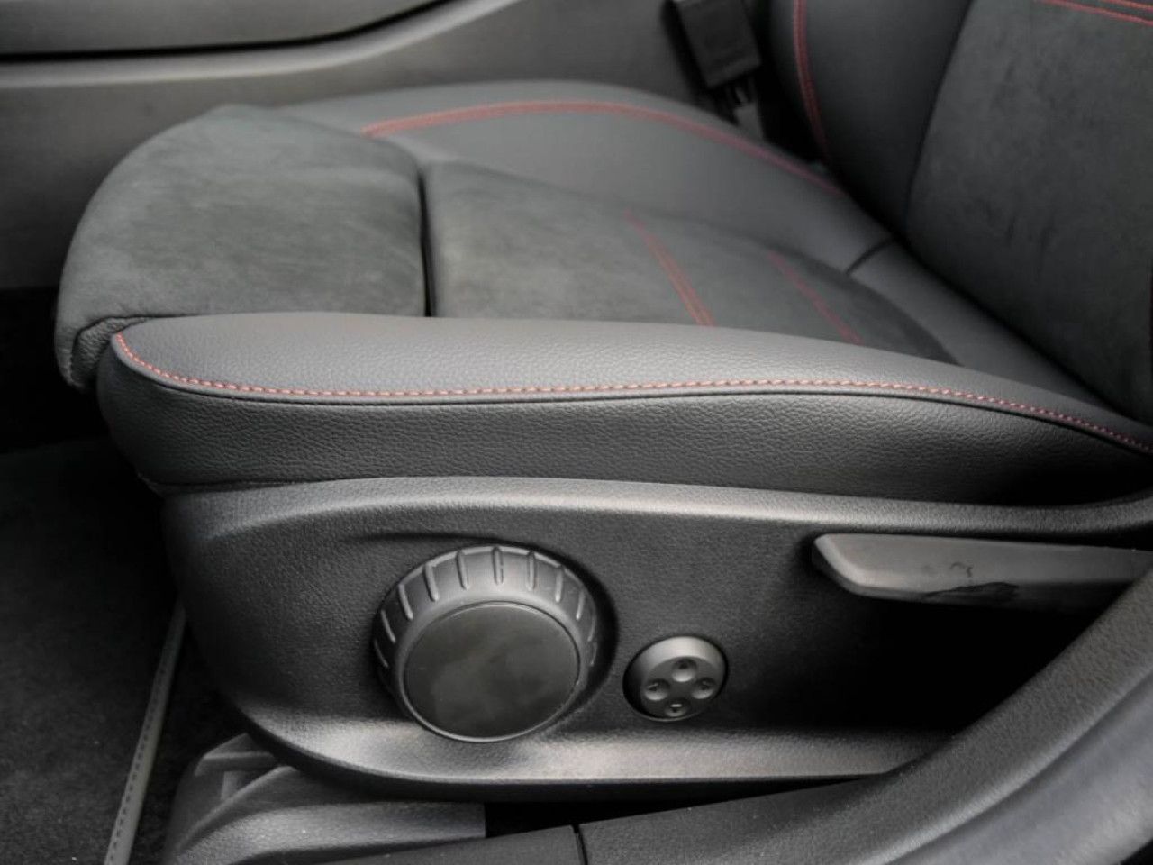 Fahrzeugbild 16 / 20