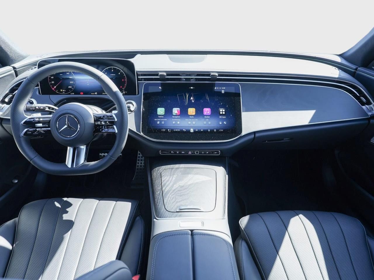 Mercedes-Benz E-Klasse – Bild 12