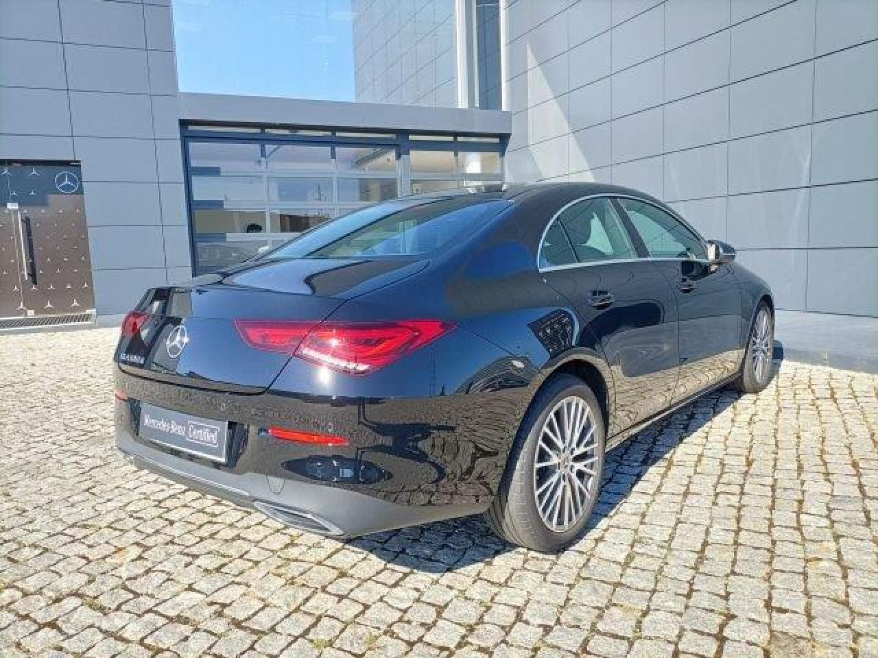 Imagem do ve&iacute;culo 4 / 7