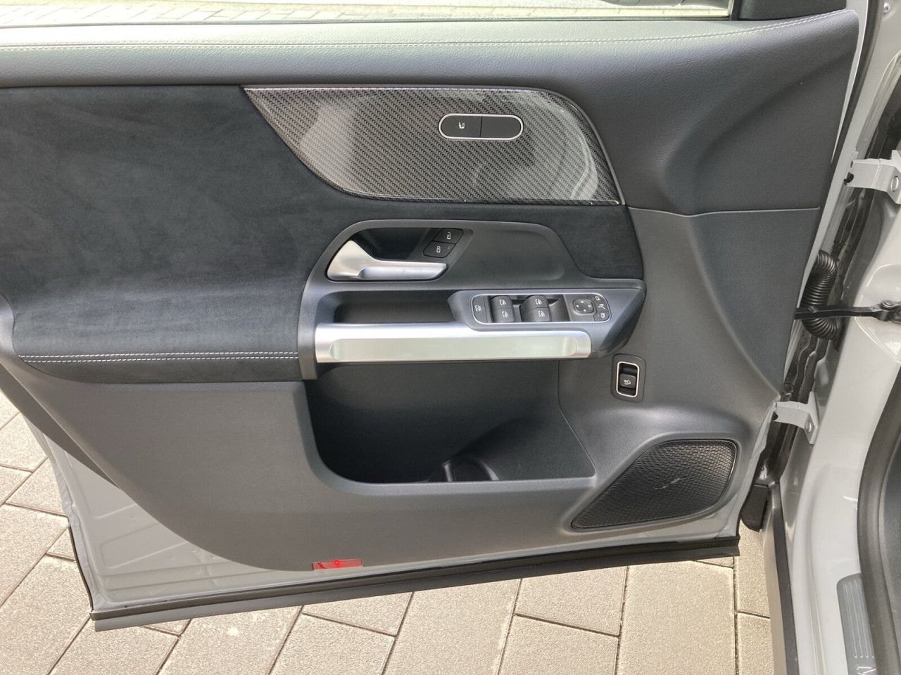 Fahrzeugbild 8 / 16