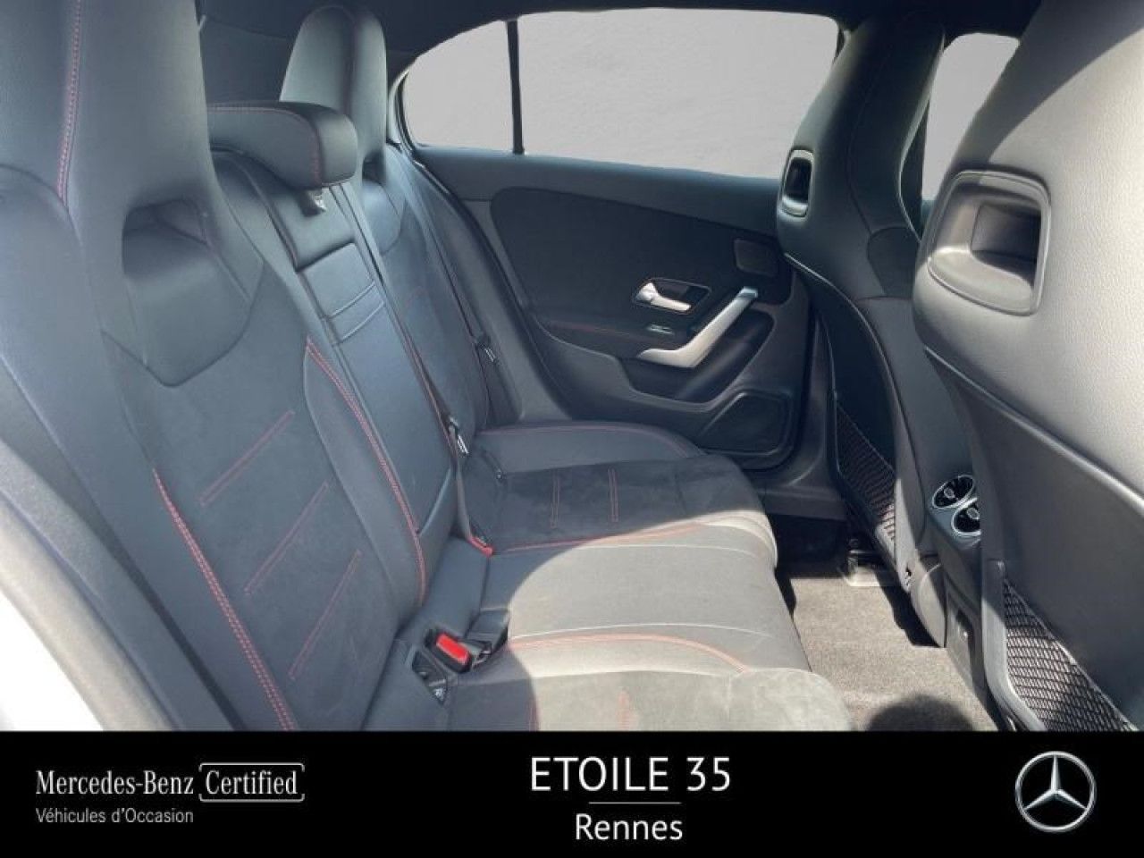 Photo du v&eacute;hicule 11 / 18