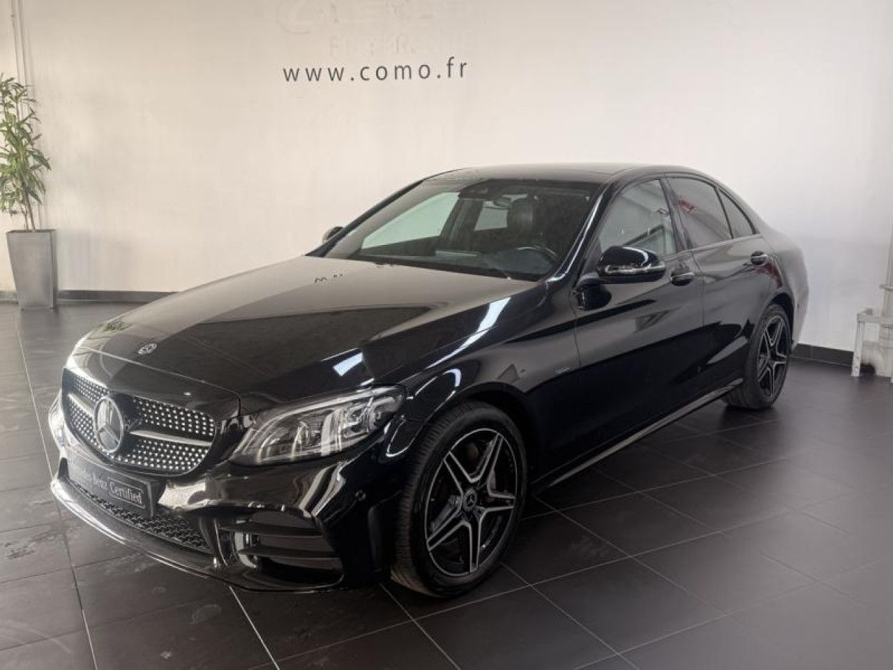 Photo du véhicule 1 / 18