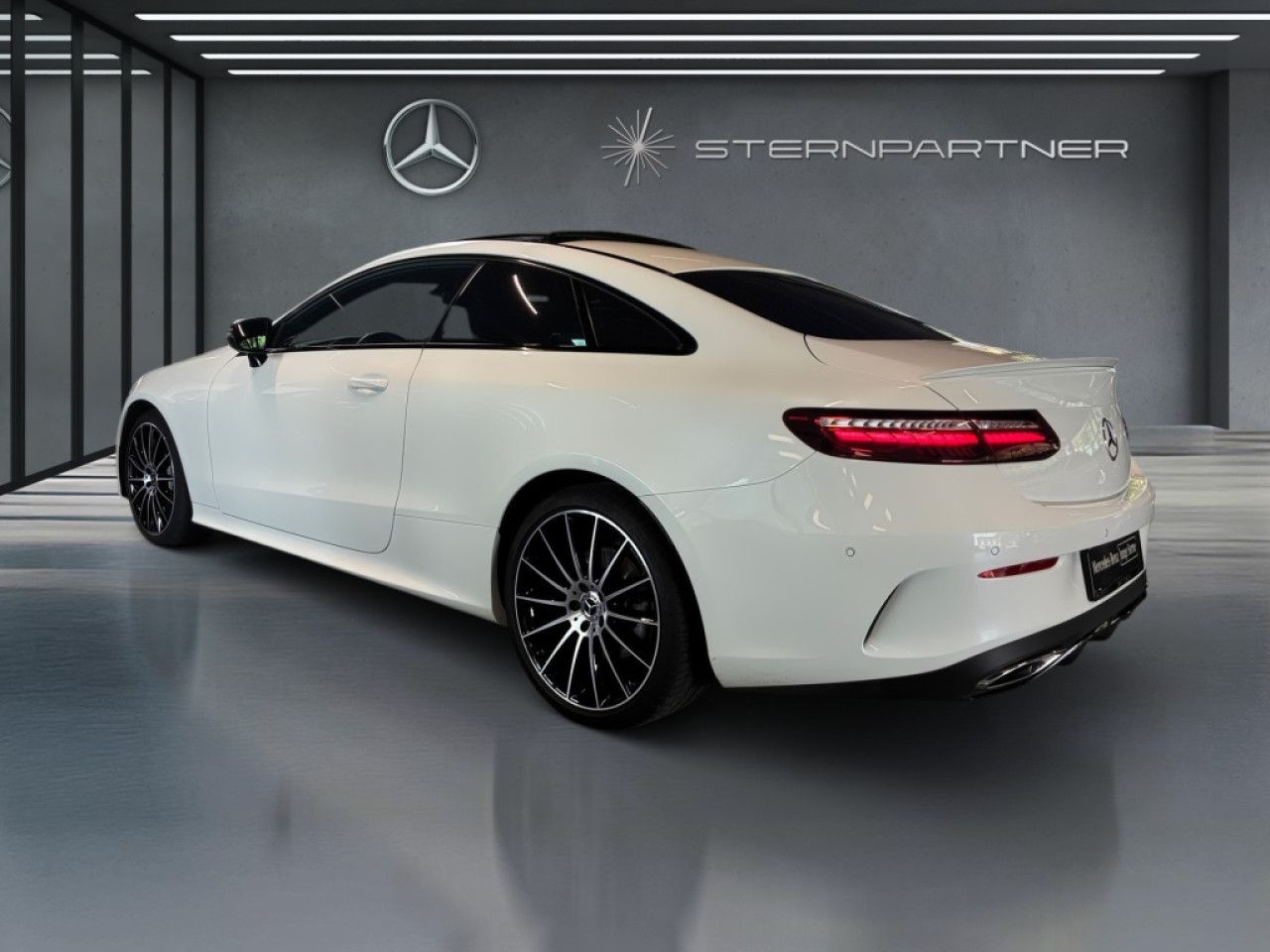 Mercedes-Benz E-Klasse – Bild 8