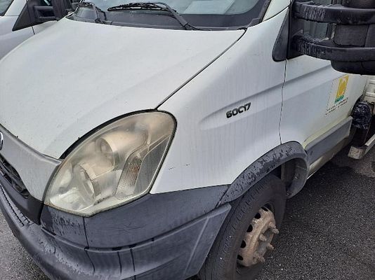 Vehicle image 5 / 6