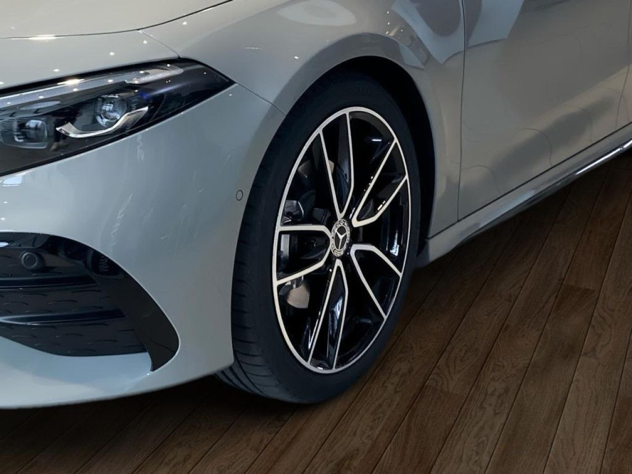 Fahrzeugbild 16 / 20