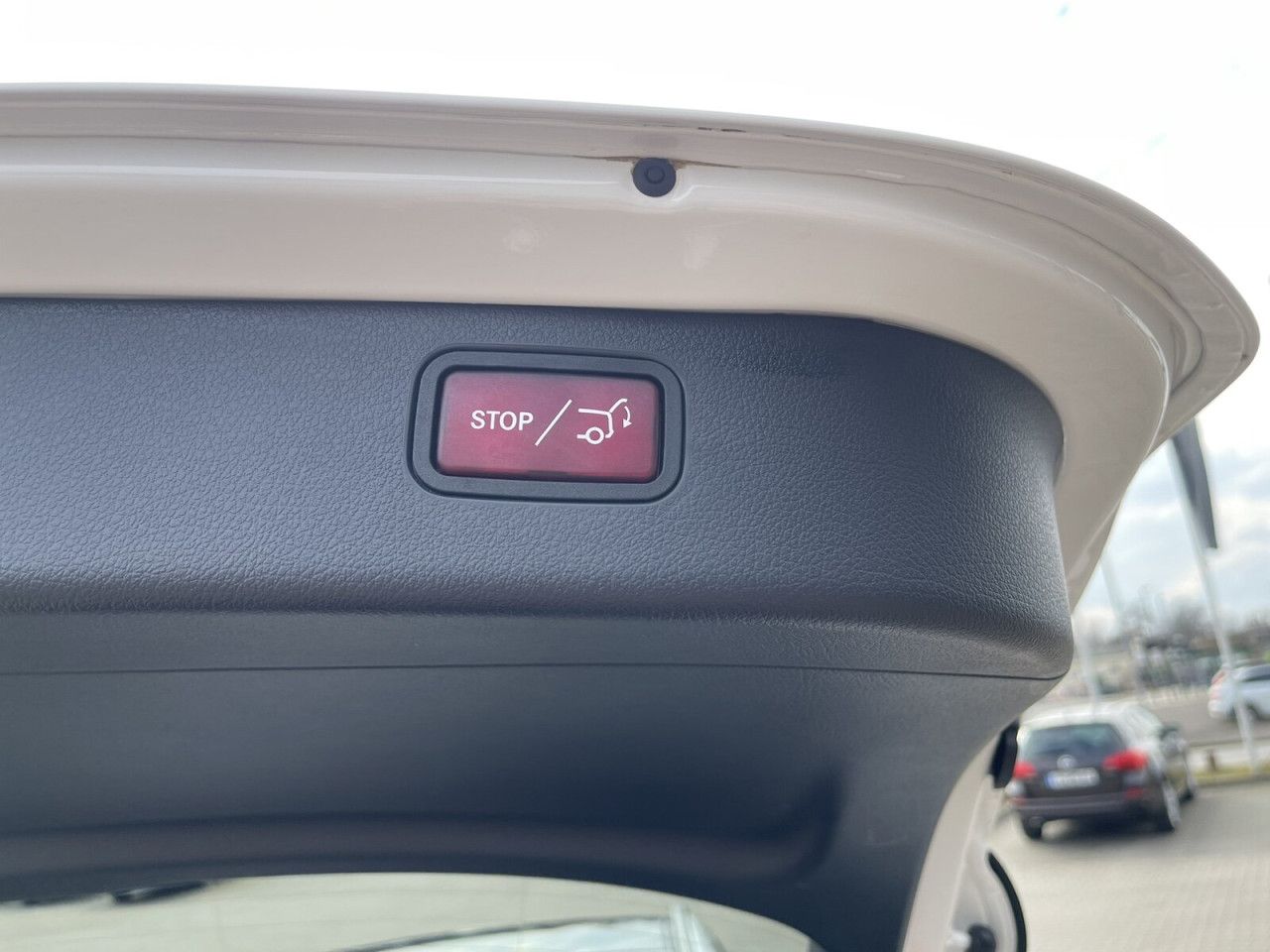 Fahrzeugbild 9 / 13