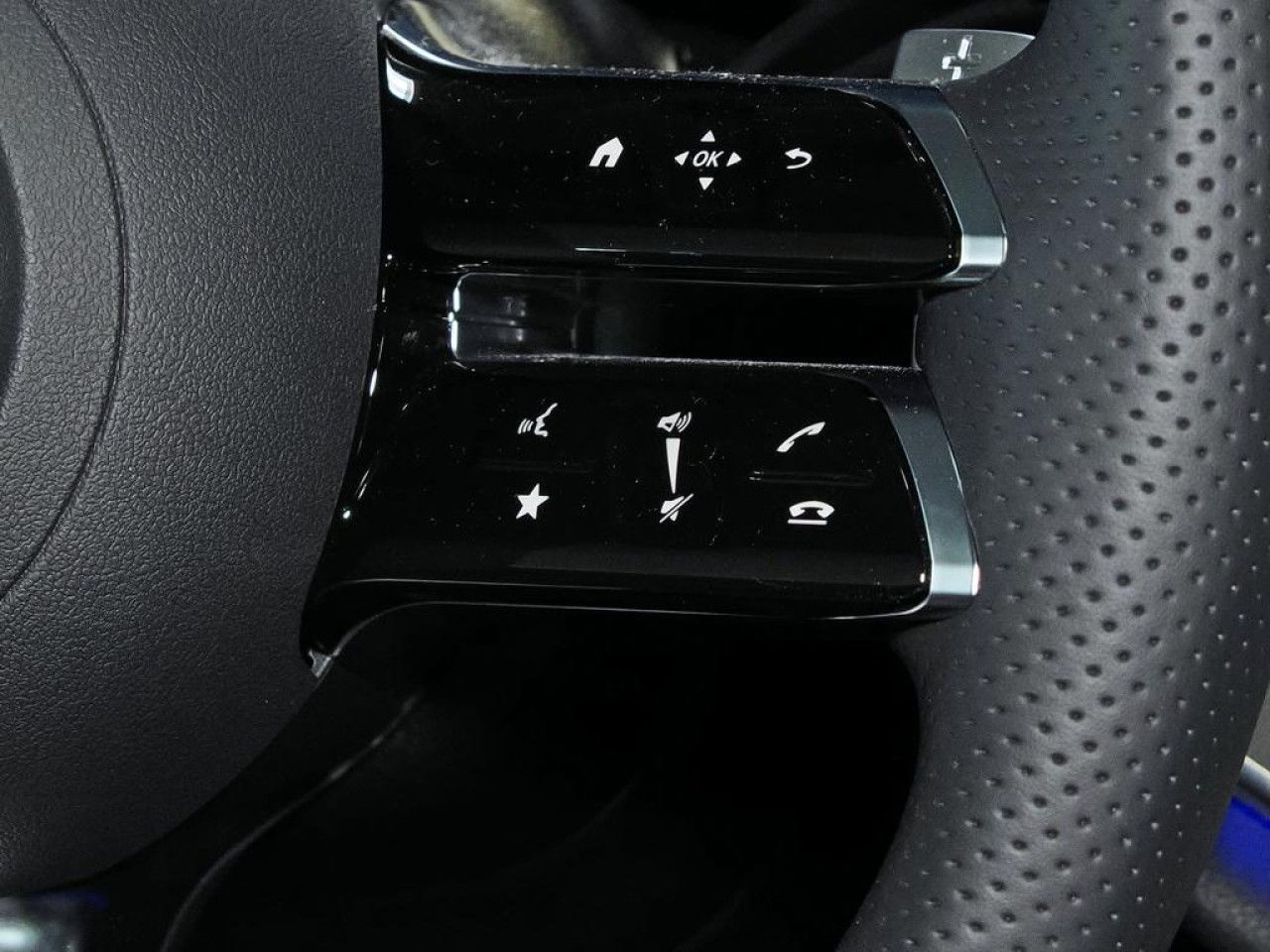 Mercedes-Benz E-Klasse – Bild 9