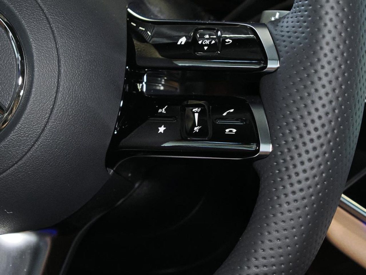 Mercedes-Benz E-Klasse – Bild 9