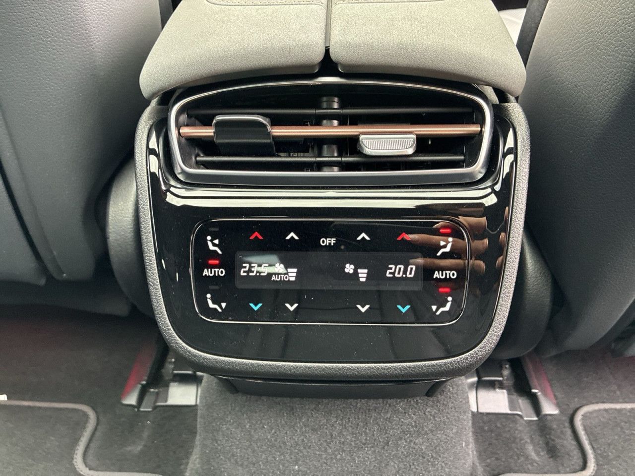 Fahrzeugbild 18 / 21