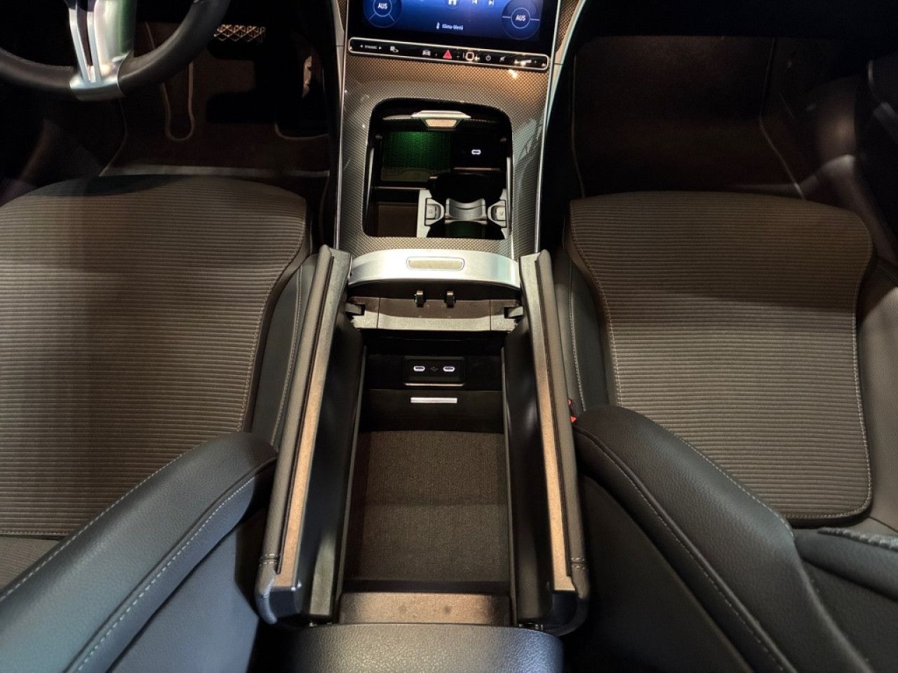 Mercedes-Benz C-Klasse – Bild 24