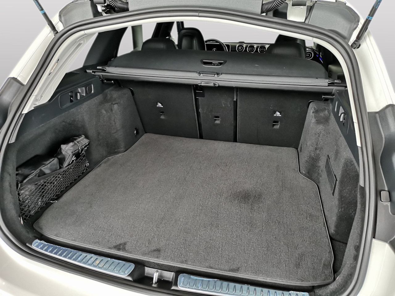 Mercedes-Benz C-Klasse – Bild 17