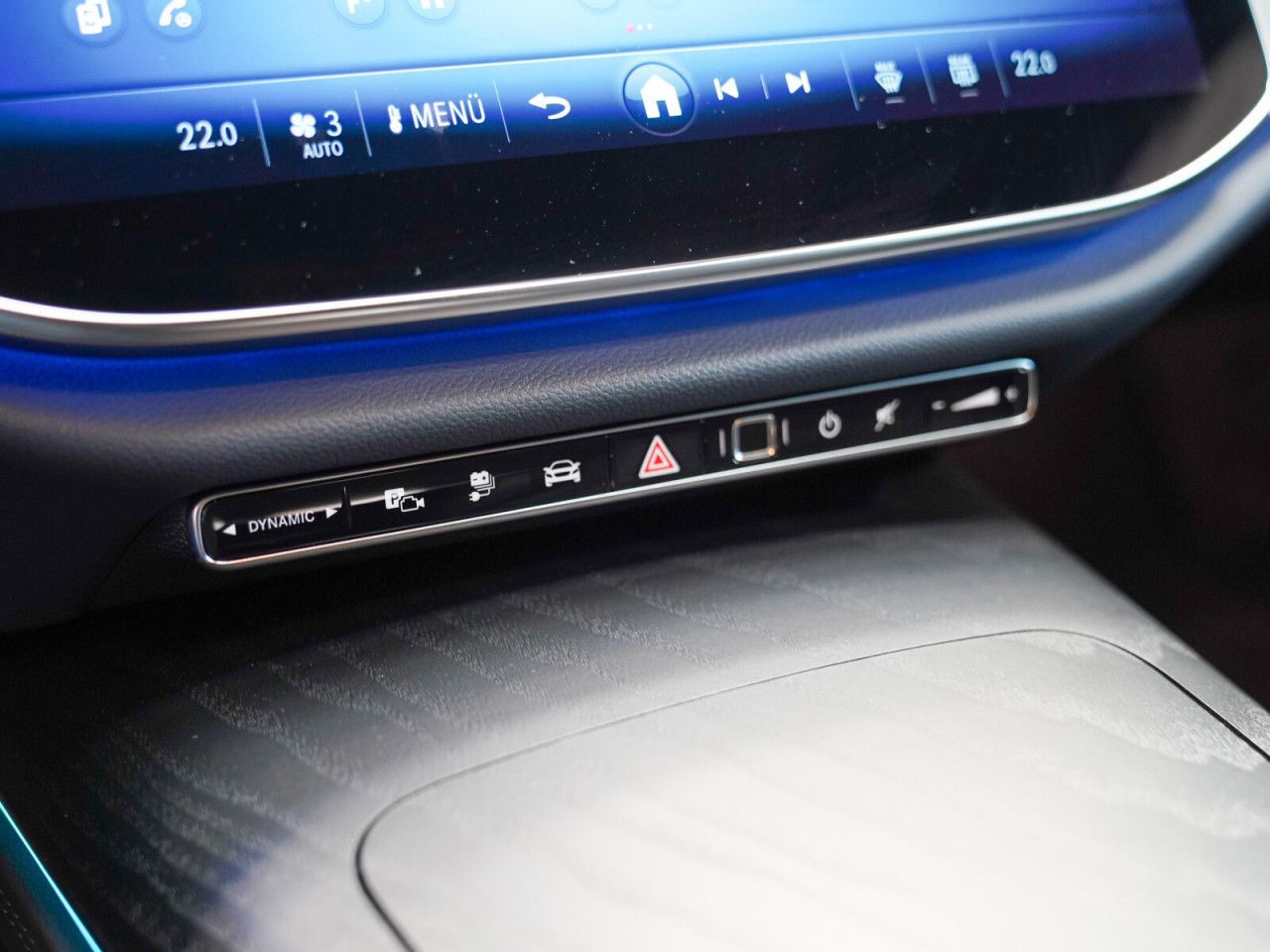 Mercedes-Benz E-Klasse – Bild 23