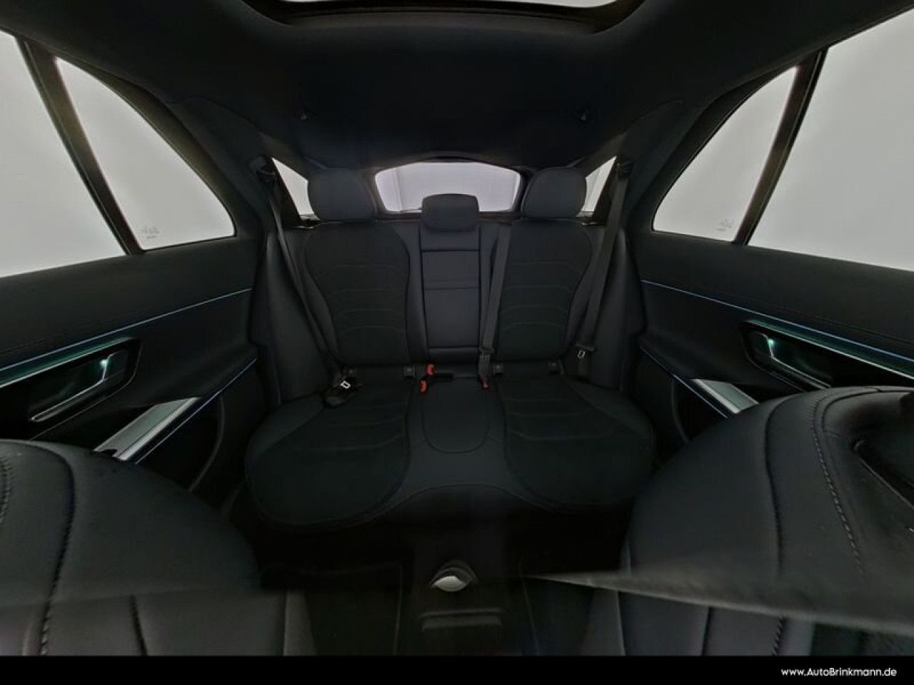 Mercedes-Benz E-Klasse – Bild 8